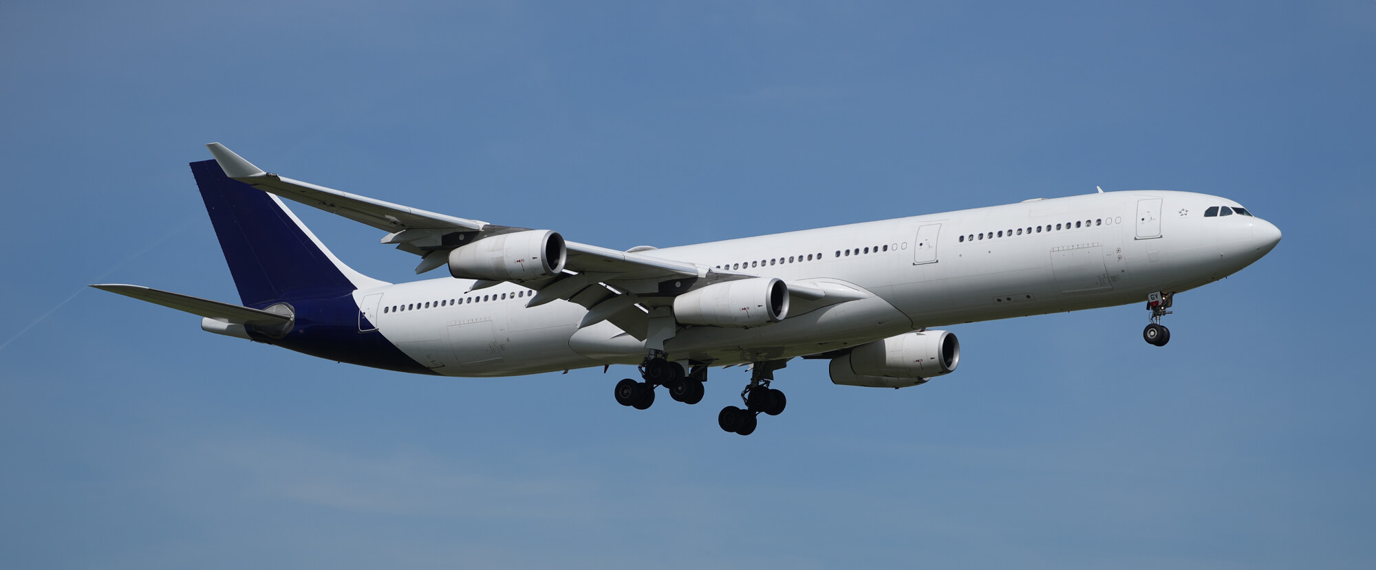 Airbus A340-300 | Della World Charter